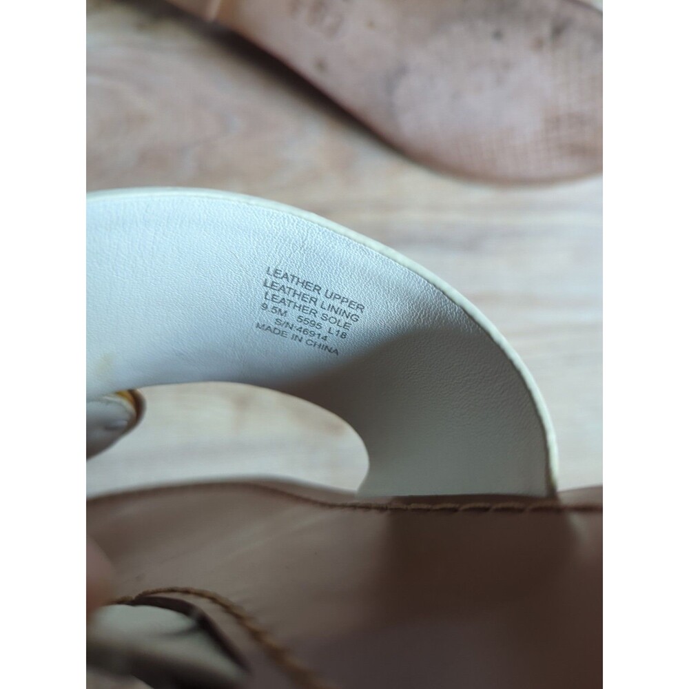 Tory Burch Patos Disk Thong Sandals White Gold Womens 9.5 - Picture 13 of 14